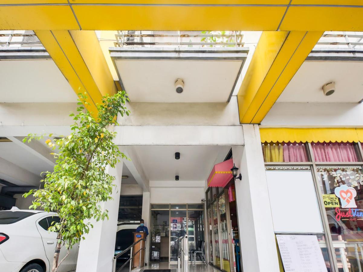 Oyo 893 Dian Suites Makati Μανίλα Εξωτερικό φωτογραφία