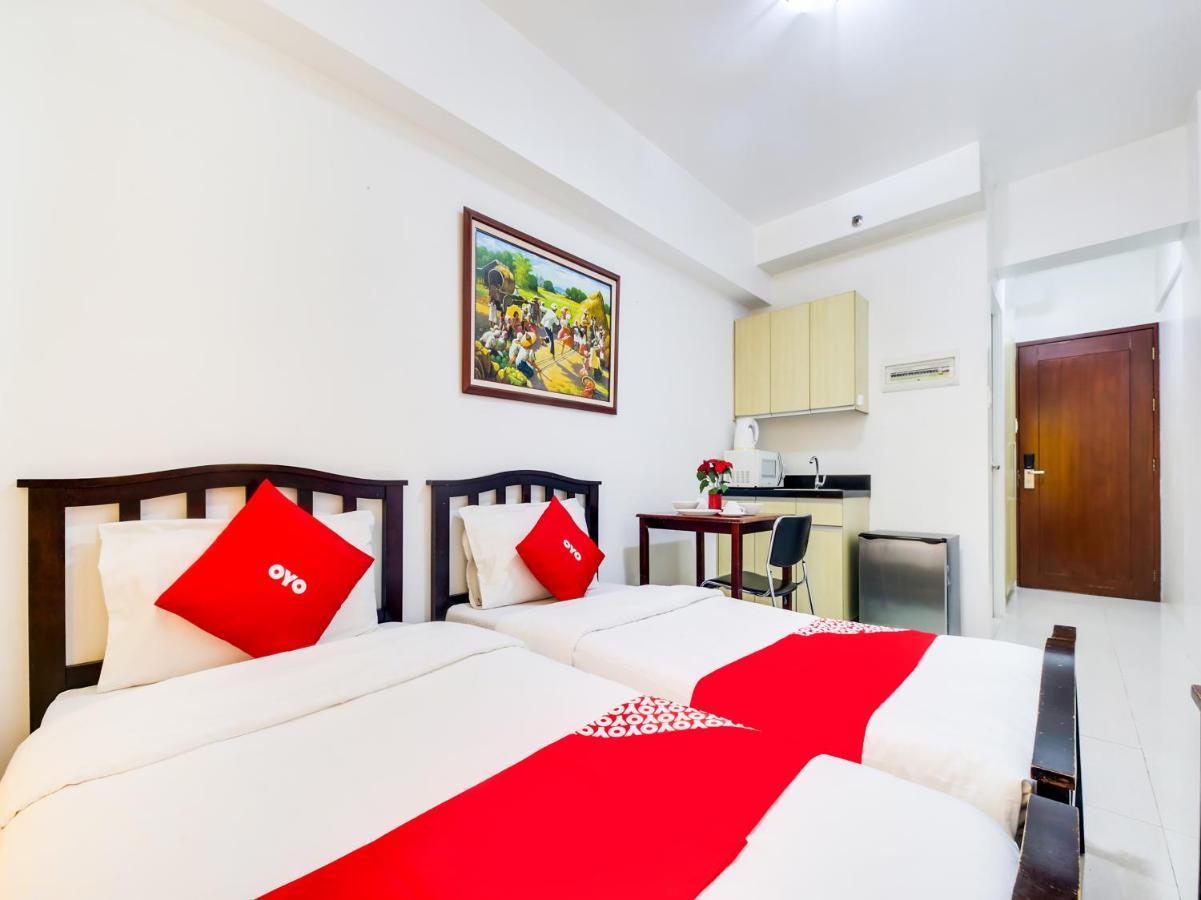 Oyo 893 Dian Suites Makati Μανίλα Εξωτερικό φωτογραφία