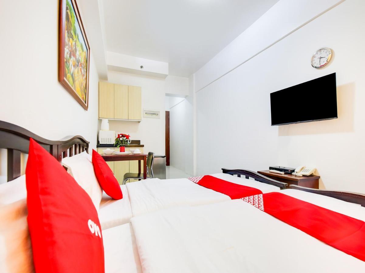 Oyo 893 Dian Suites Makati Μανίλα Εξωτερικό φωτογραφία