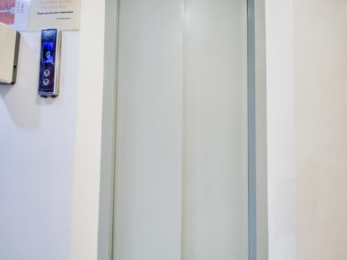Oyo 893 Dian Suites Makati Μανίλα Εξωτερικό φωτογραφία