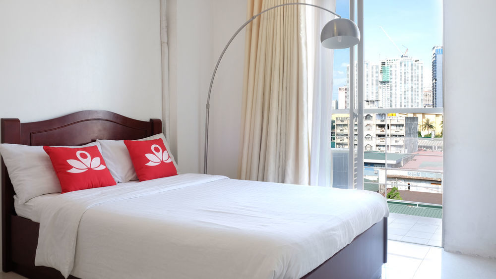 Oyo 893 Dian Suites Makati Μανίλα Εξωτερικό φωτογραφία