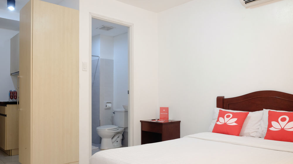 Oyo 893 Dian Suites Makati Μανίλα Εξωτερικό φωτογραφία